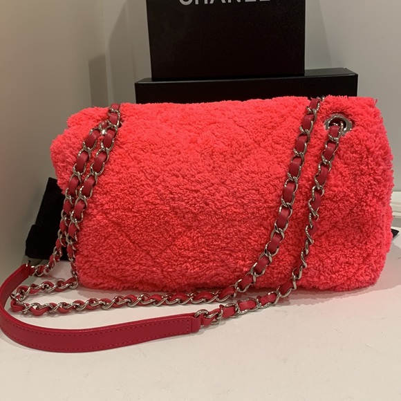 🦄Rare CHANEL Hot Pink Terry Cloth Faux Sherpa Fur Cocoa Beach Abstract Interior - Picture 10 of 16